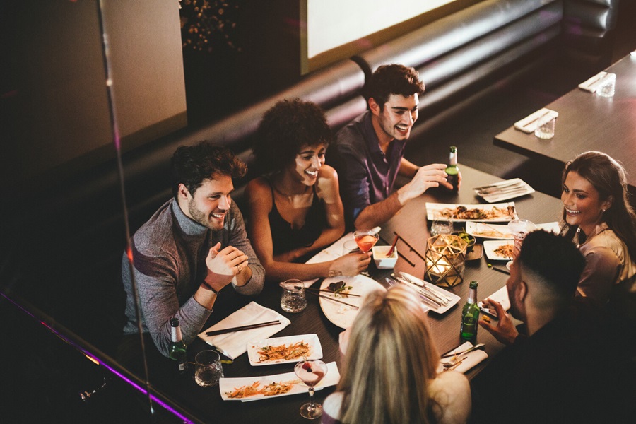 Fast food ha presentado un 2023 ha sido el único canal que ha atraído más compradores que el año previo