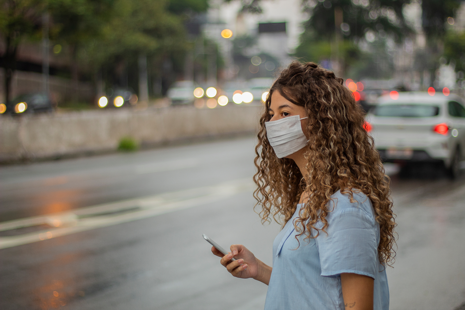 Mascarilla Calle Mujer