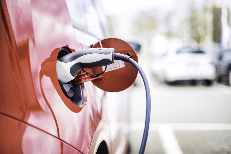 Filling car
